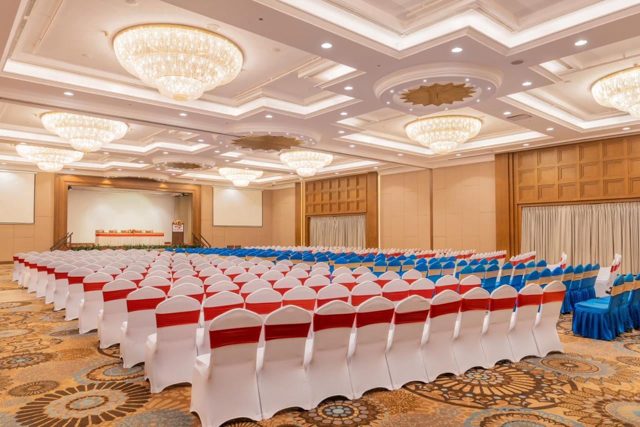 The Soaltee Kathmandu Otel Dış mekan fotoğraf