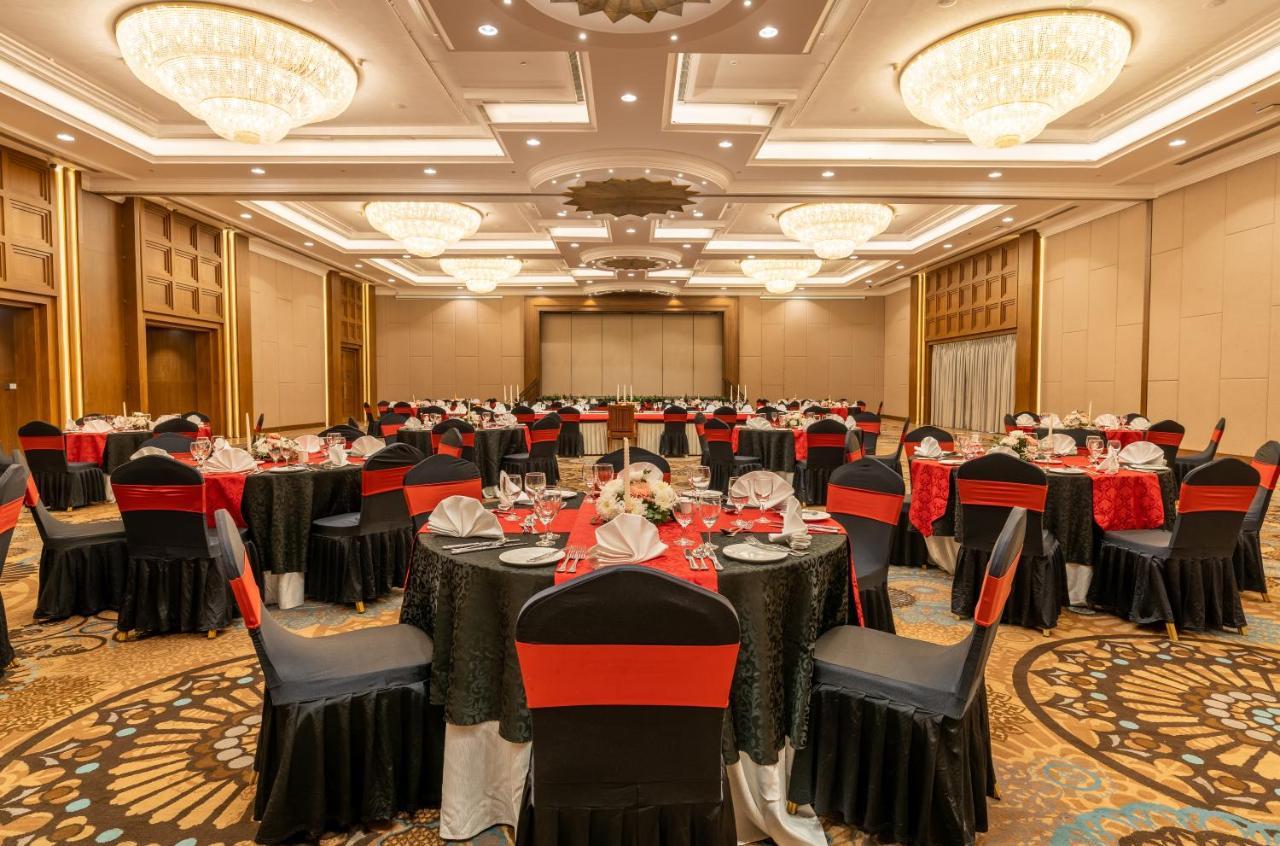 The Soaltee Kathmandu Otel Dış mekan fotoğraf