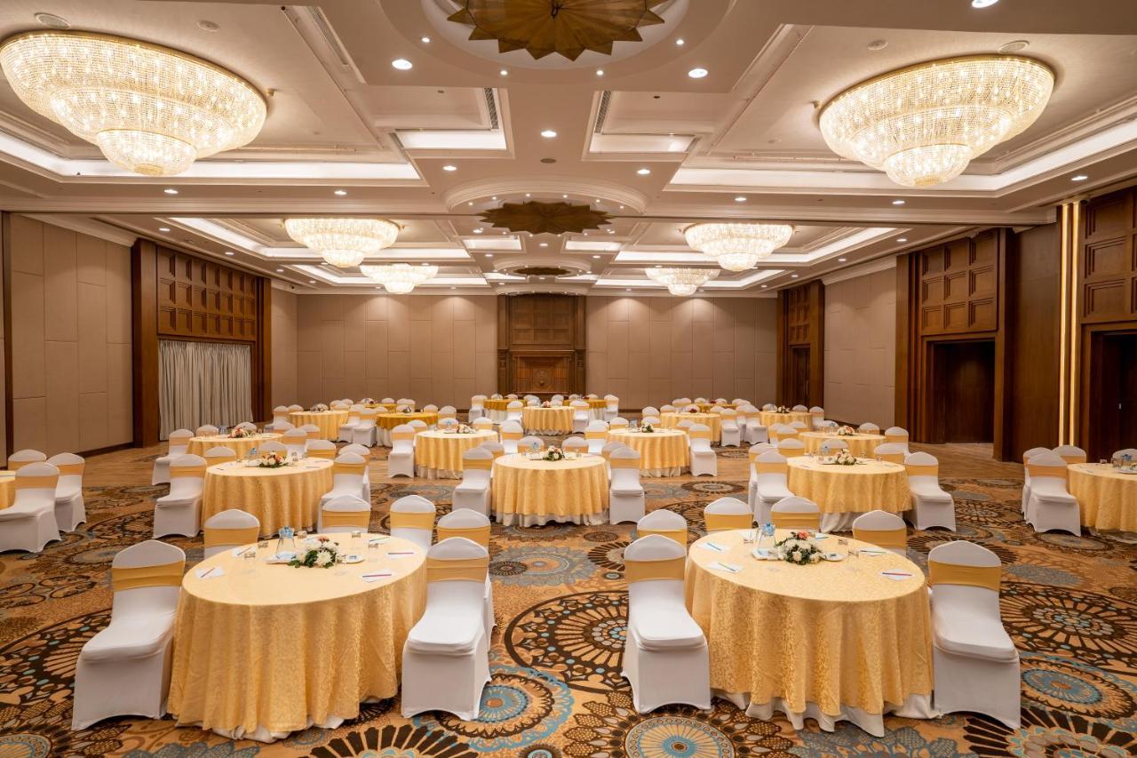 The Soaltee Kathmandu Otel Dış mekan fotoğraf